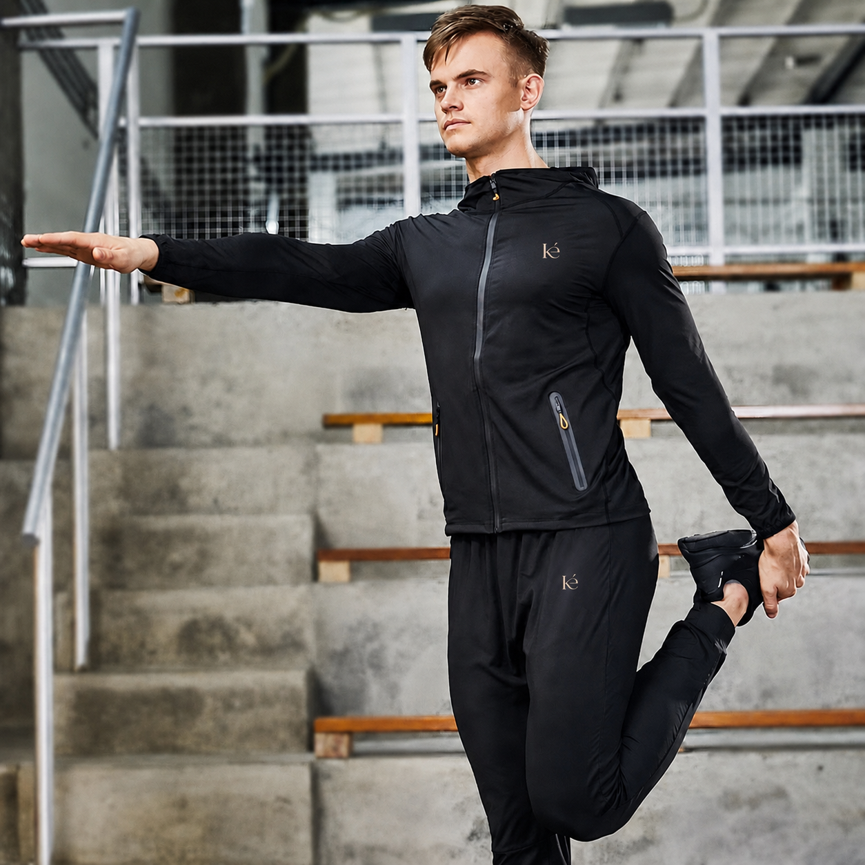 KOOLETÉ ACTIVE Everyday Motion Jacket & Jogger Set MENS